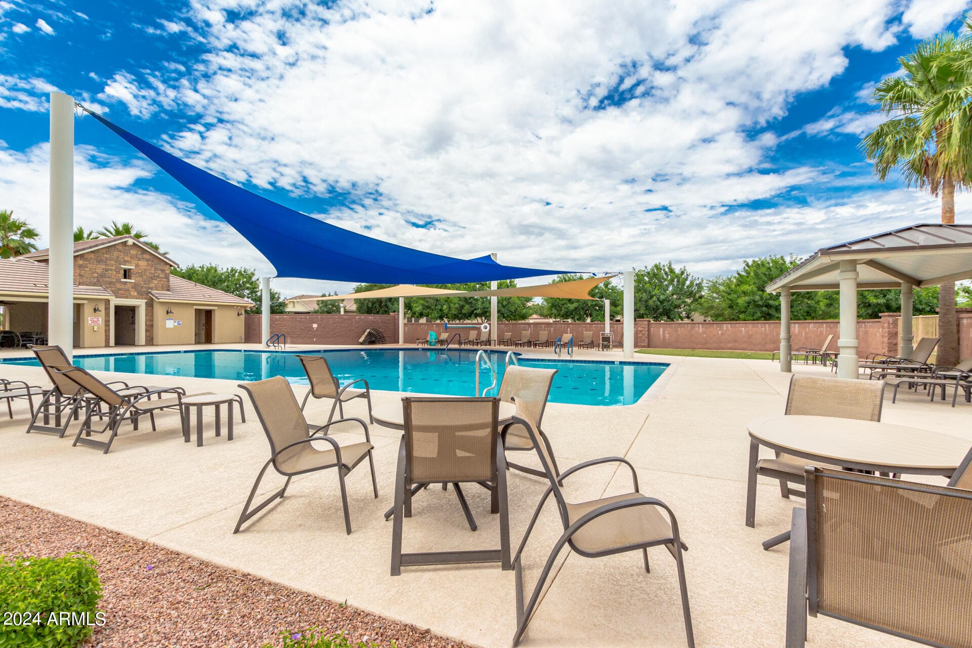 552 W HONEY LOCUST Avenue, Queen Creek, AZ 85140 — photo 18 of 29