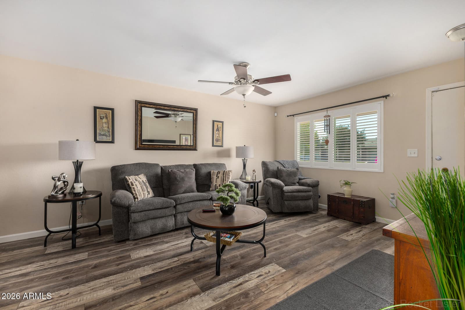 11154 W EMERALD Drive, Sun City, AZ 85351 — photo 4 of 32