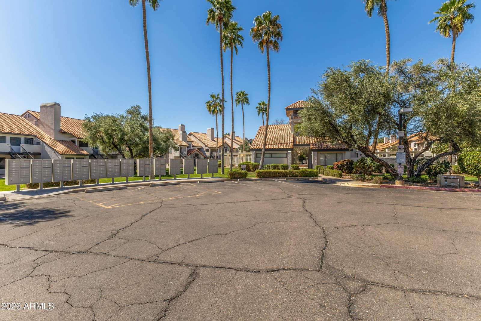 19820 N 13TH Avenue 233, Phoenix, AZ 85027 — photo 28 of 32