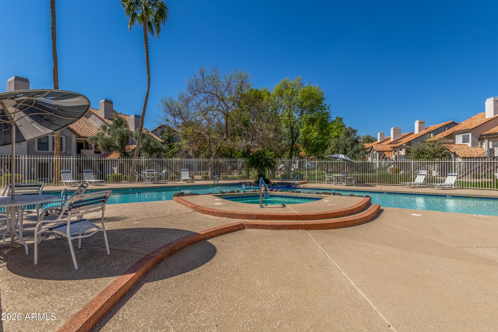 19820 N 13TH Avenue 233, Phoenix, AZ 85027 — photo 8 of 32