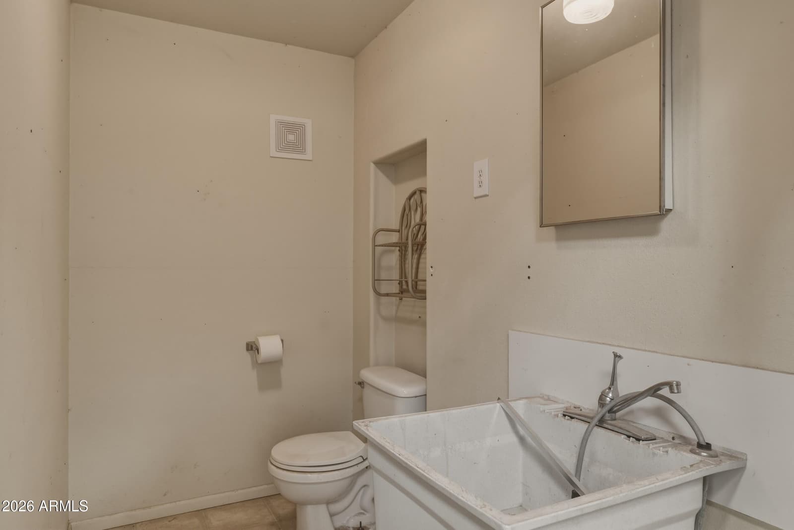 1276 LONE PINE DAM Road, Show Low, AZ 85901 — photo 42 of 50