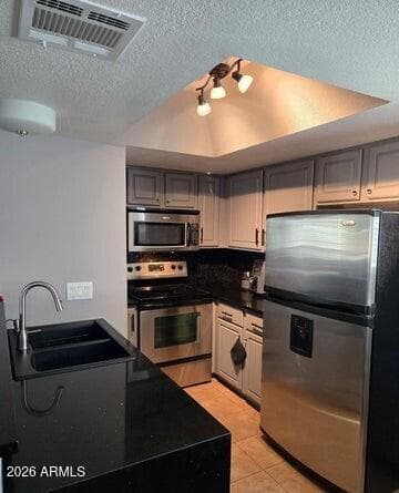 1720 E THUNDERBIRD Road 2015, Phoenix, AZ 85022 — photo 4 of 25