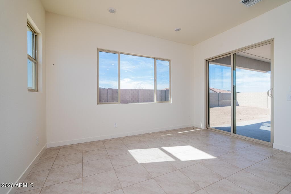 10016 S 36TH Avenue, Laveen, AZ 85339 — photo 5 of 20