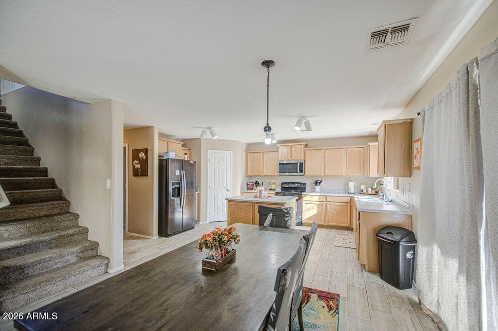 43269 W BLAZEN Trail, Maricopa, AZ 85138 — photo 8 of 29