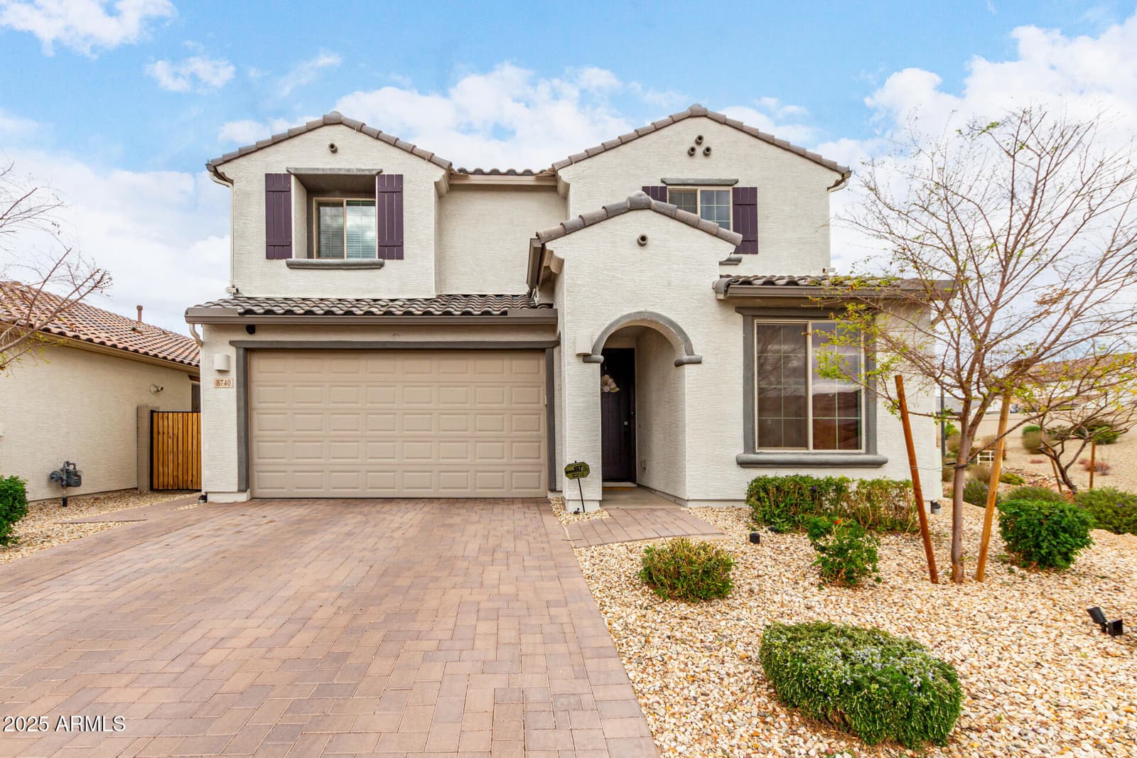 8740 W SAN MIGUEL Avenue, Glendale, AZ 85305 — photo 1 of 33