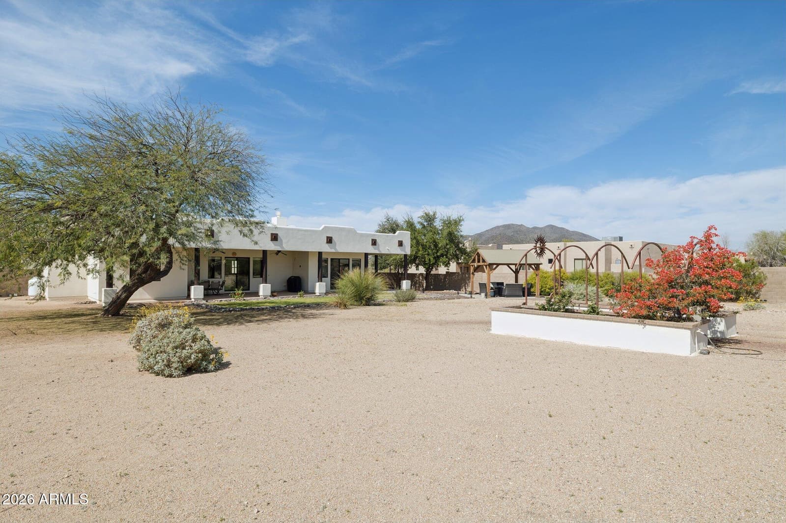 40627 N 6TH Avenue, Phoenix, AZ 85086 — photo 3 of 46