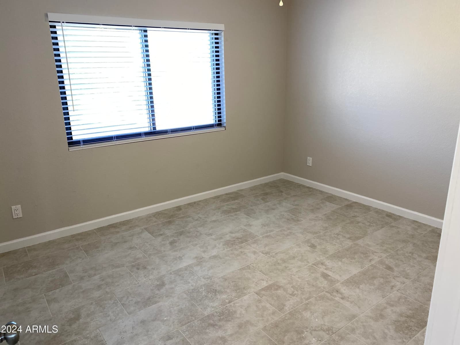 933 E HARRY Street, Tempe, AZ 85288 — photo 6 of 13