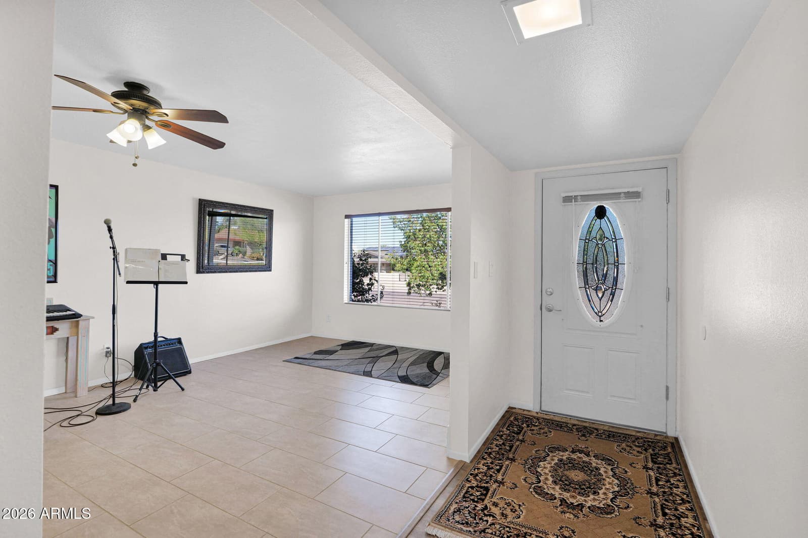 3833 E DESERT COVE Avenue, Phoenix, AZ 85028 — photo 13 of 39