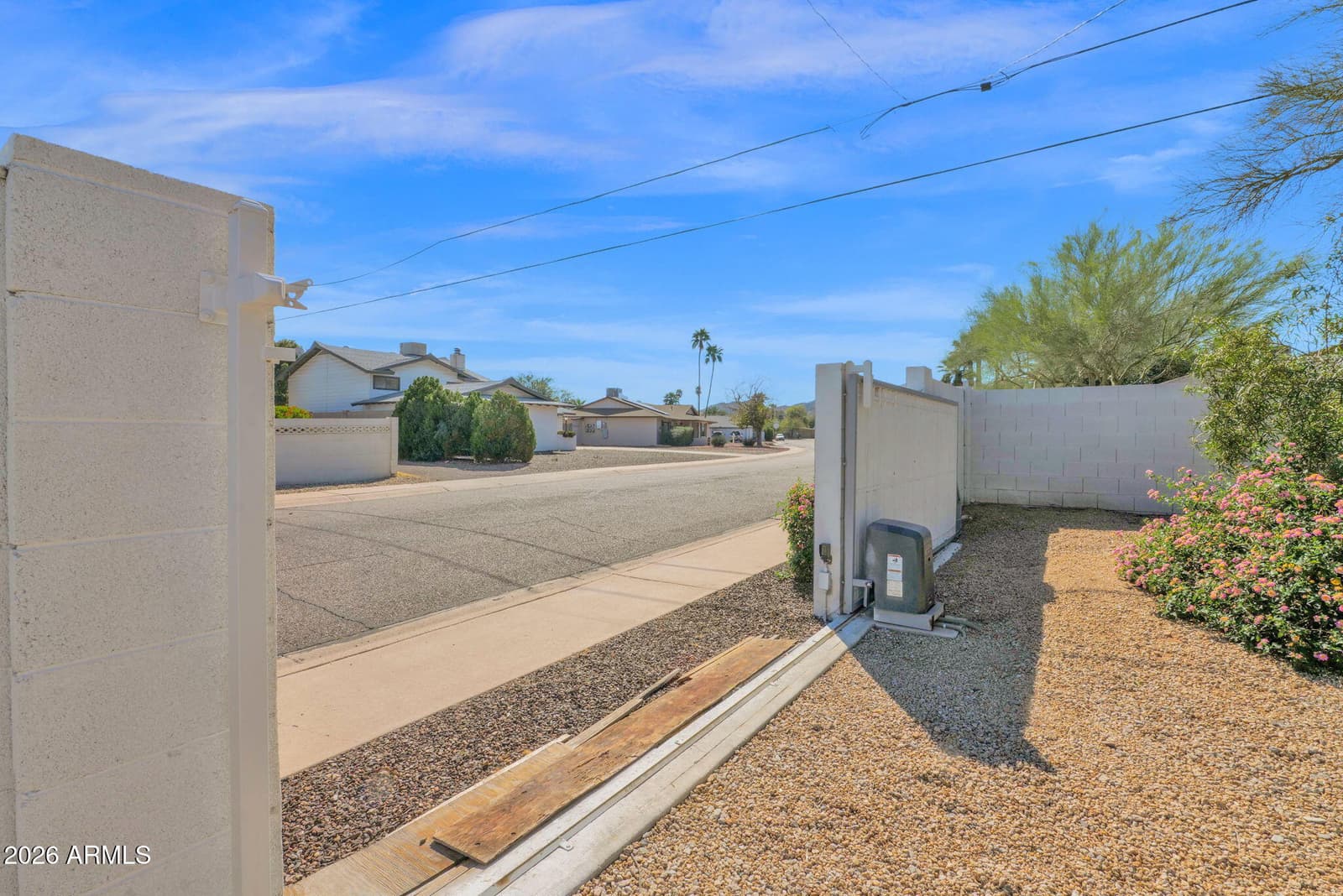 3833 E DESERT COVE Avenue, Phoenix, AZ 85028 — photo 32 of 39