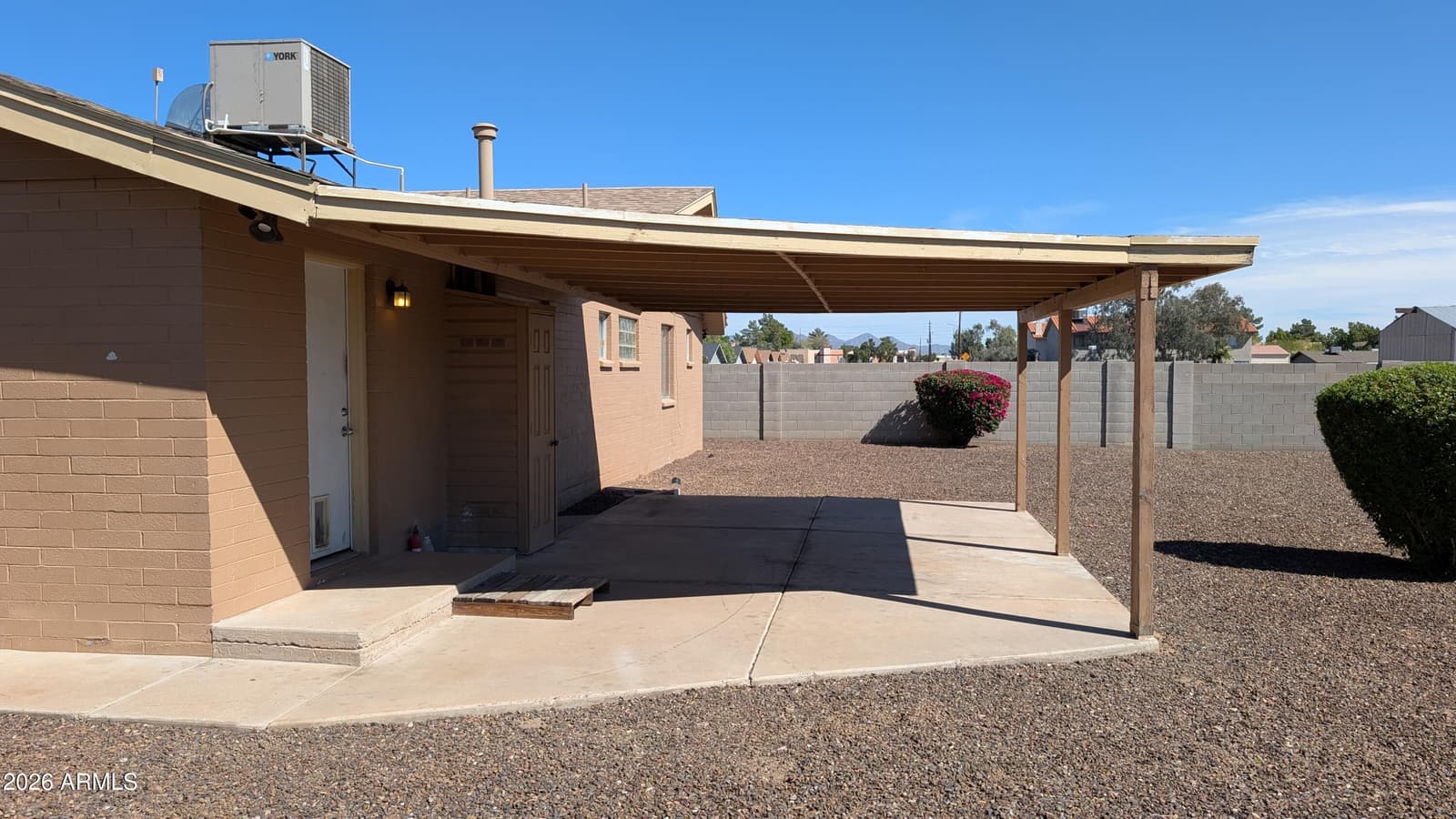 2929 E EBERLE Lane, Phoenix, AZ 85032 — photo 14 of 15