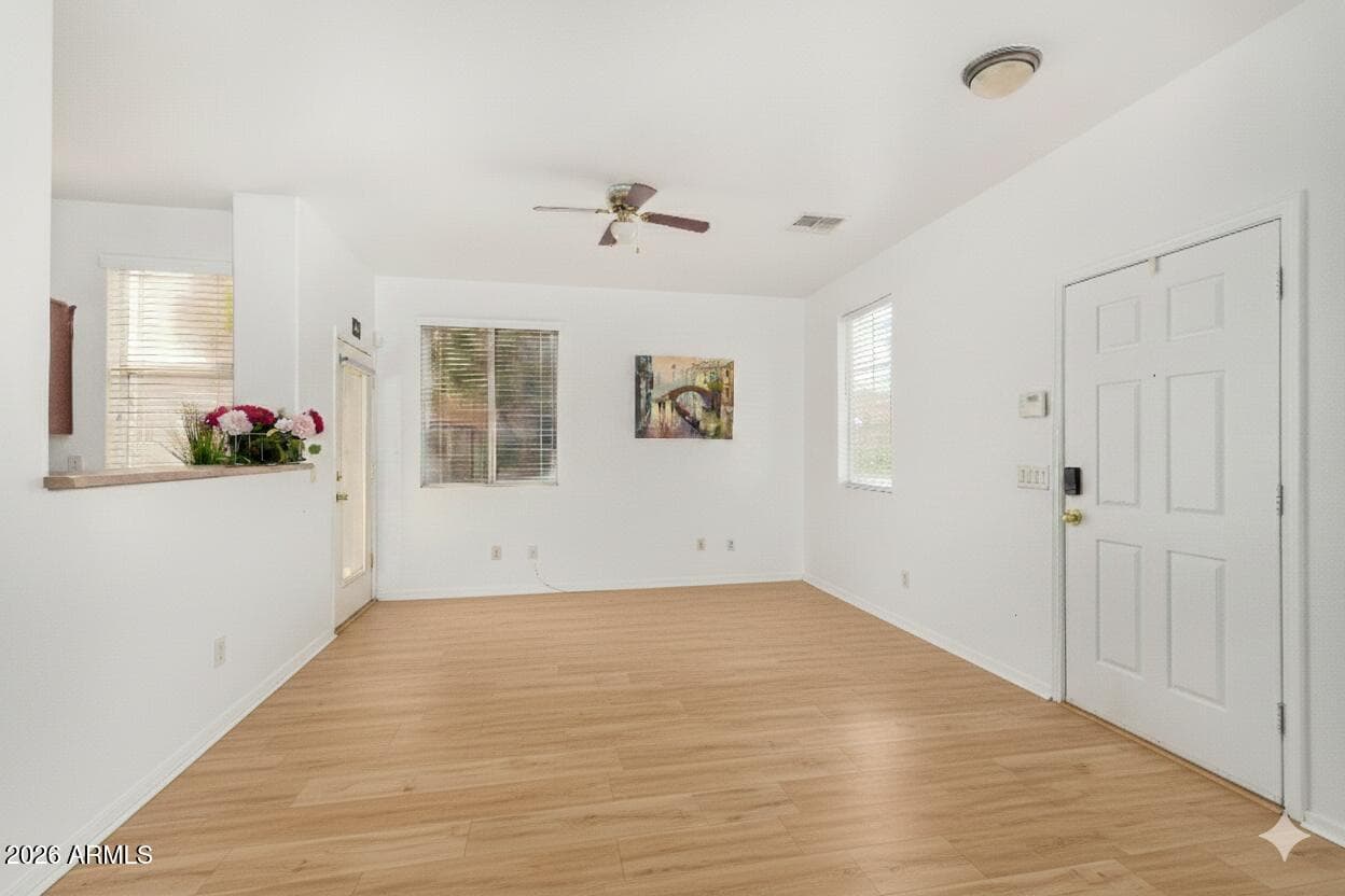 5141 W WARNER Street, Phoenix, AZ 85043 — photo 3 of 43