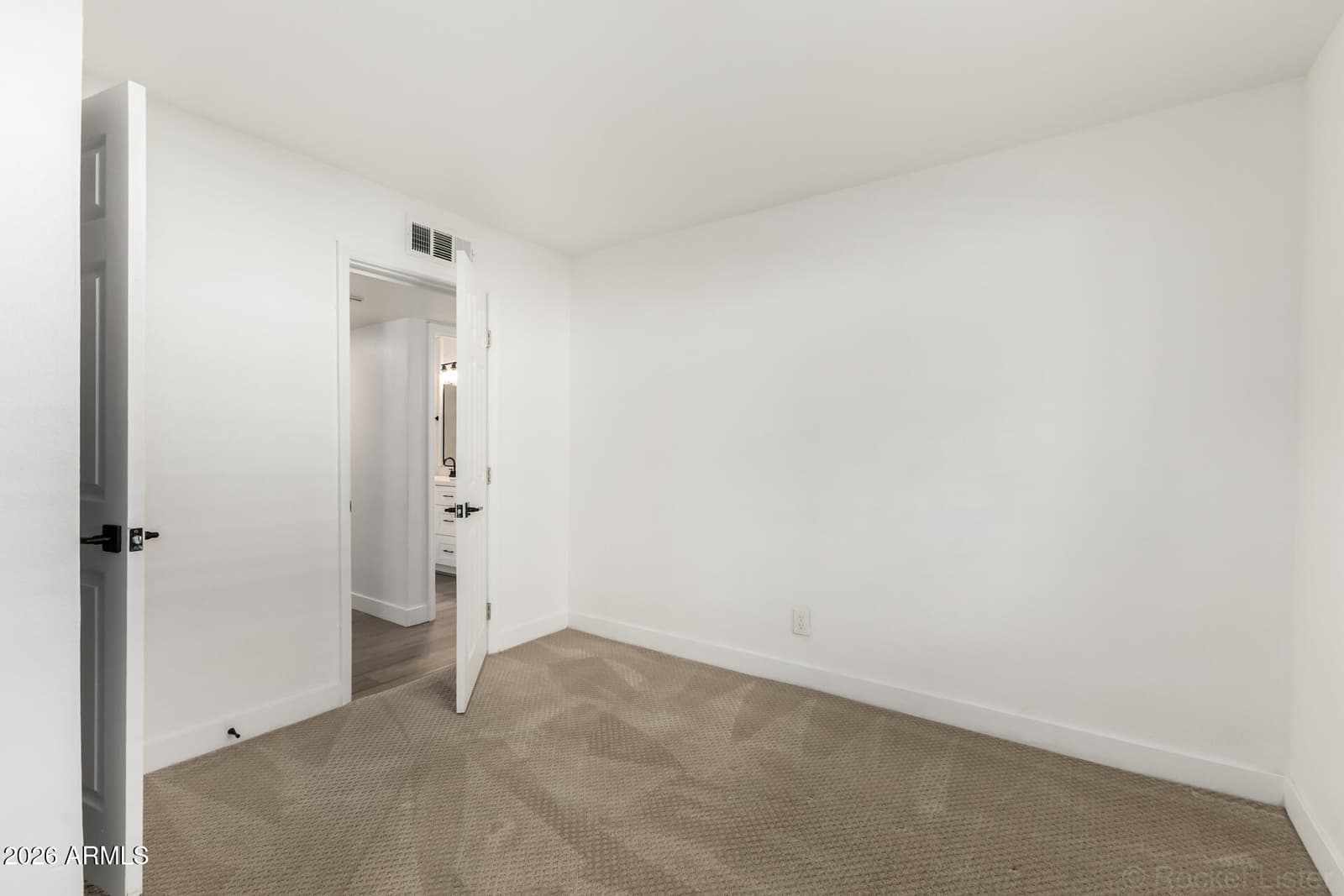 4237 W HARTFORD Avenue, Glendale, AZ 85308 — photo 23 of 38