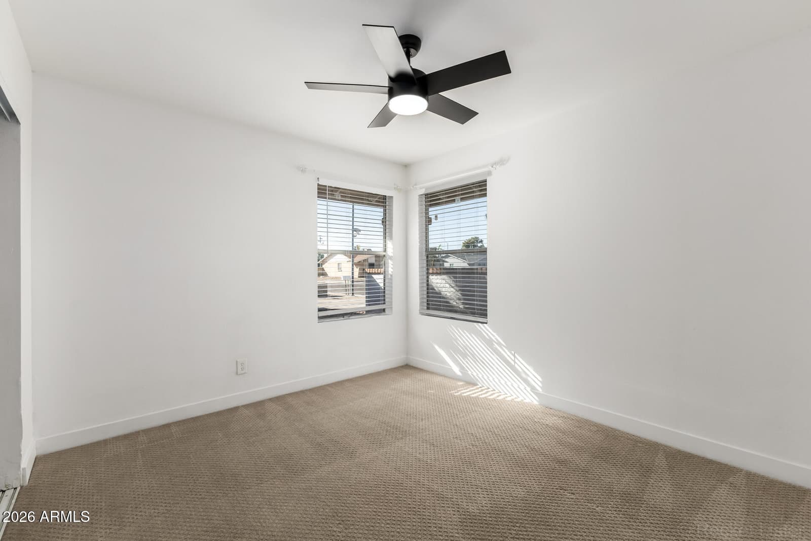 4237 W HARTFORD Avenue, Glendale, AZ 85308 — photo 26 of 38