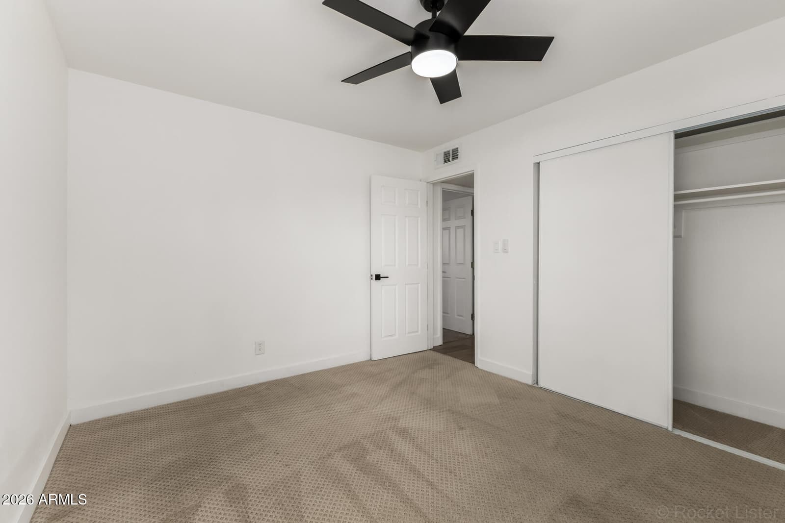 4237 W HARTFORD Avenue, Glendale, AZ 85308 — photo 27 of 38