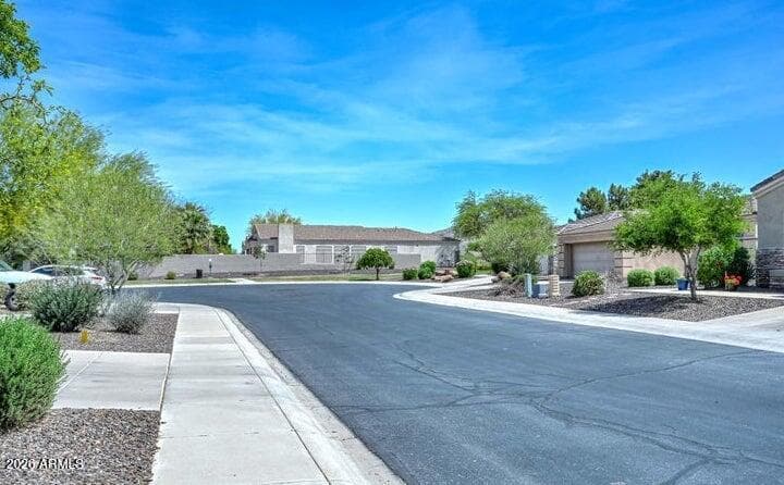 2116 E BEAUTIFUL Lane, Phoenix, AZ 85042 — photo 23 of 25