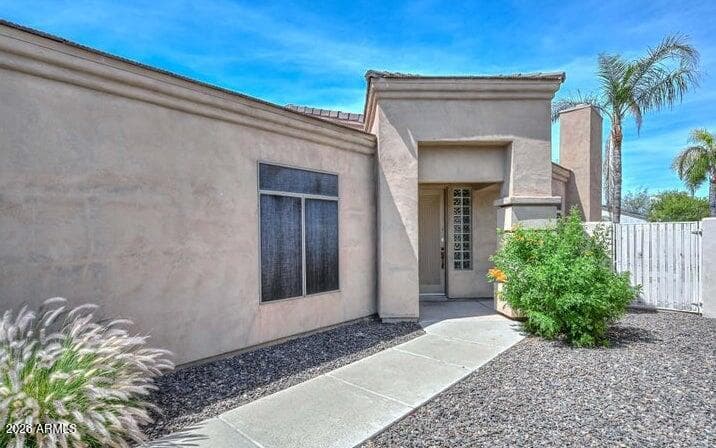2116 E BEAUTIFUL Lane, Phoenix, AZ 85042 — photo 2 of 25