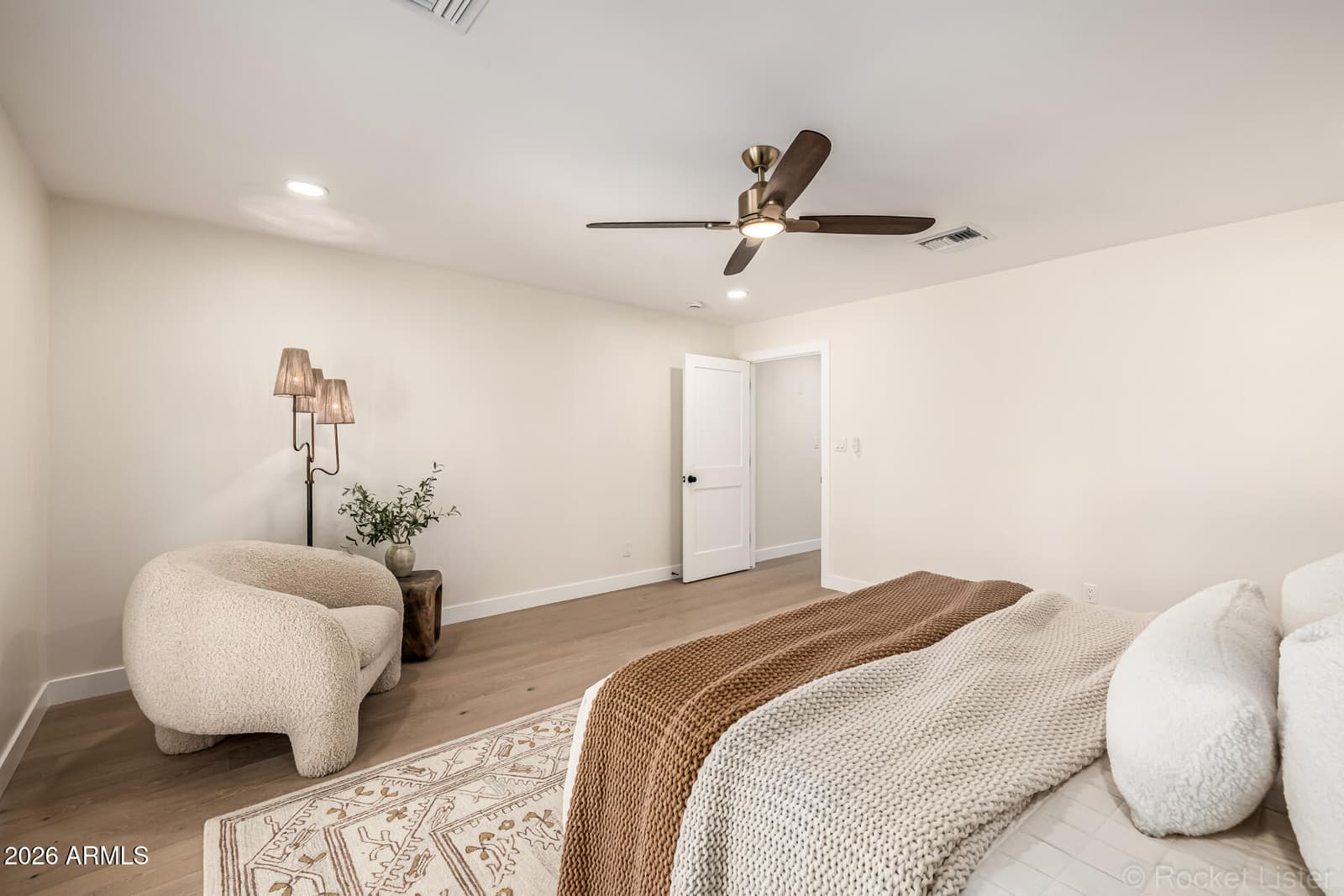 8238 E APPALOOSA Trail, Scottsdale, AZ 85258 — photo 27 of 49