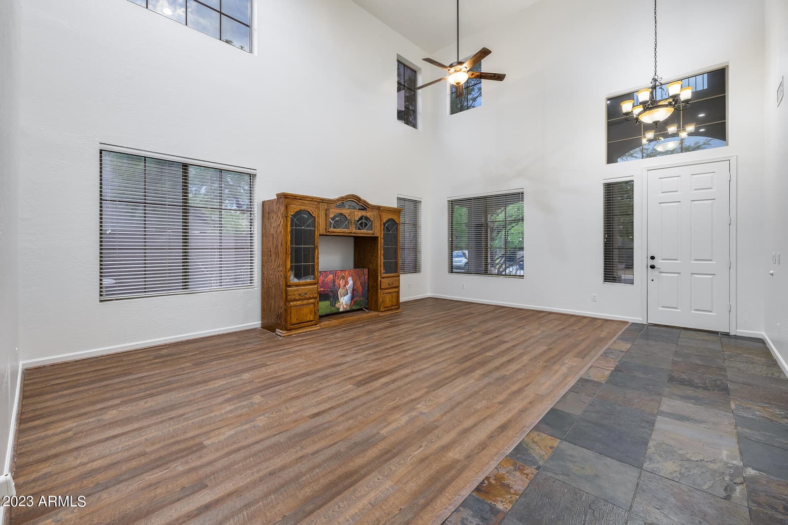 3419 W THOREAU Lane, Anthem, AZ 85086 — photo 4 of 54