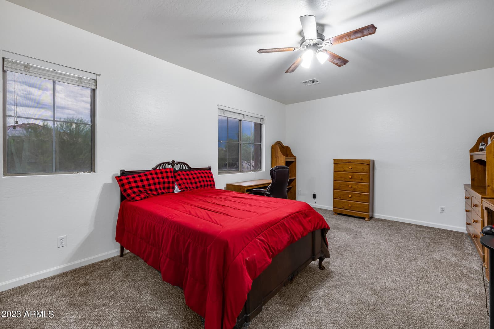 3419 W THOREAU Lane, Anthem, AZ 85086 — photo 25 of 54