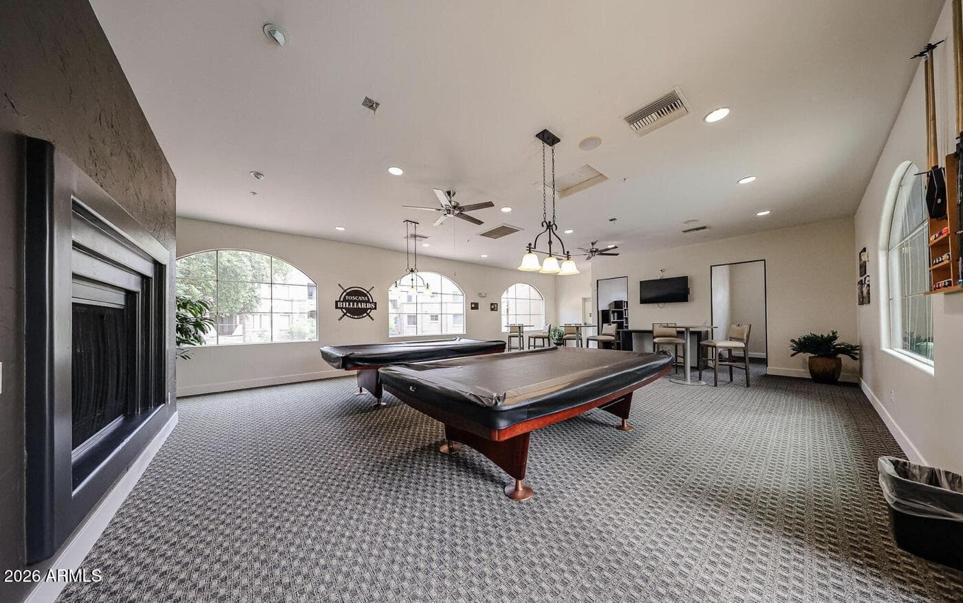 5450 E DEER VALLEY Drive 3019, Phoenix, AZ 85054 — photo 9 of 19