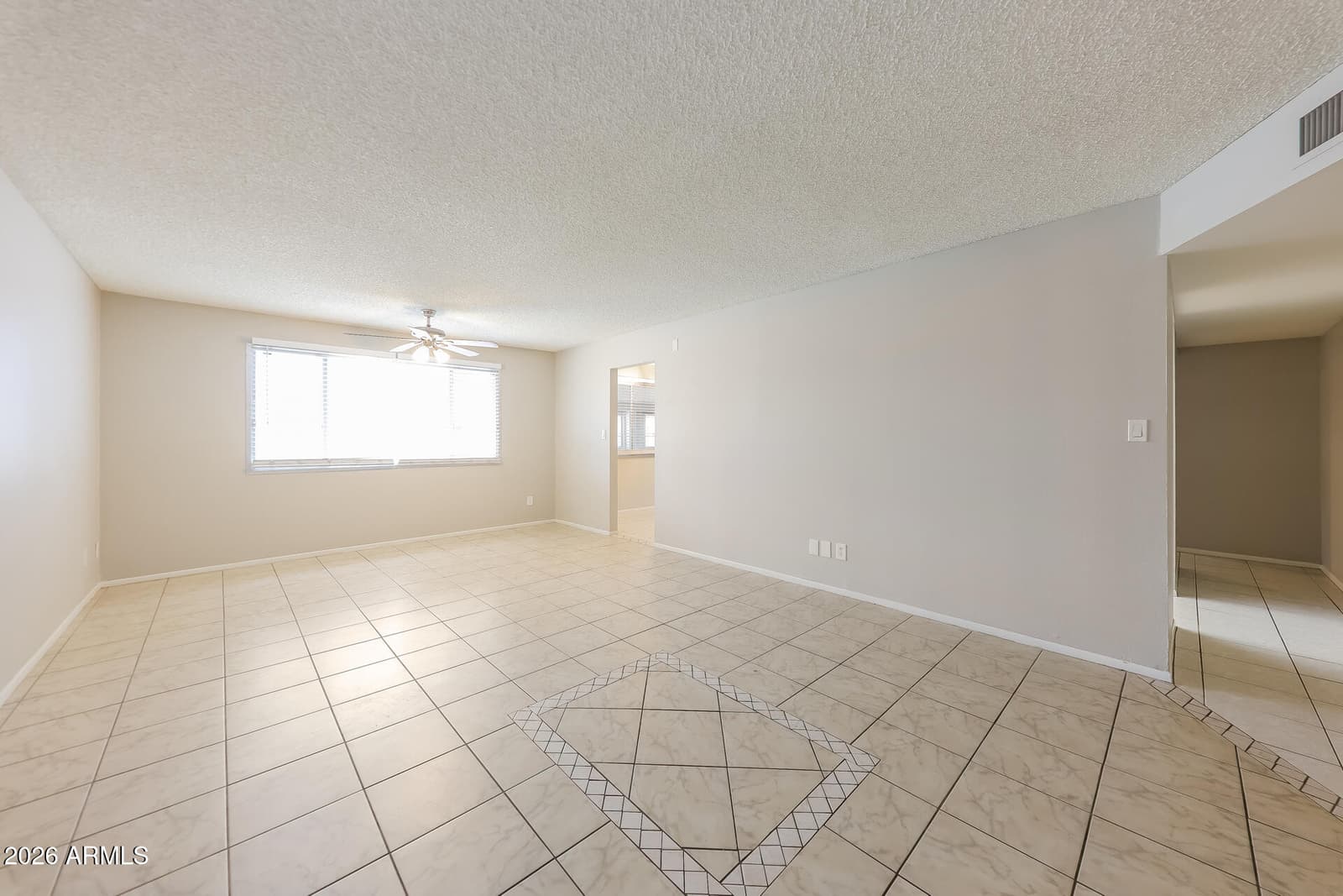 7249 N 30TH Lane, Phoenix, AZ 85051 — photo 5 of 21