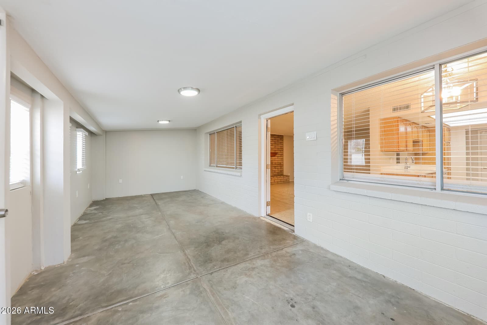 7249 N 30TH Lane, Phoenix, AZ 85051 — photo 13 of 21