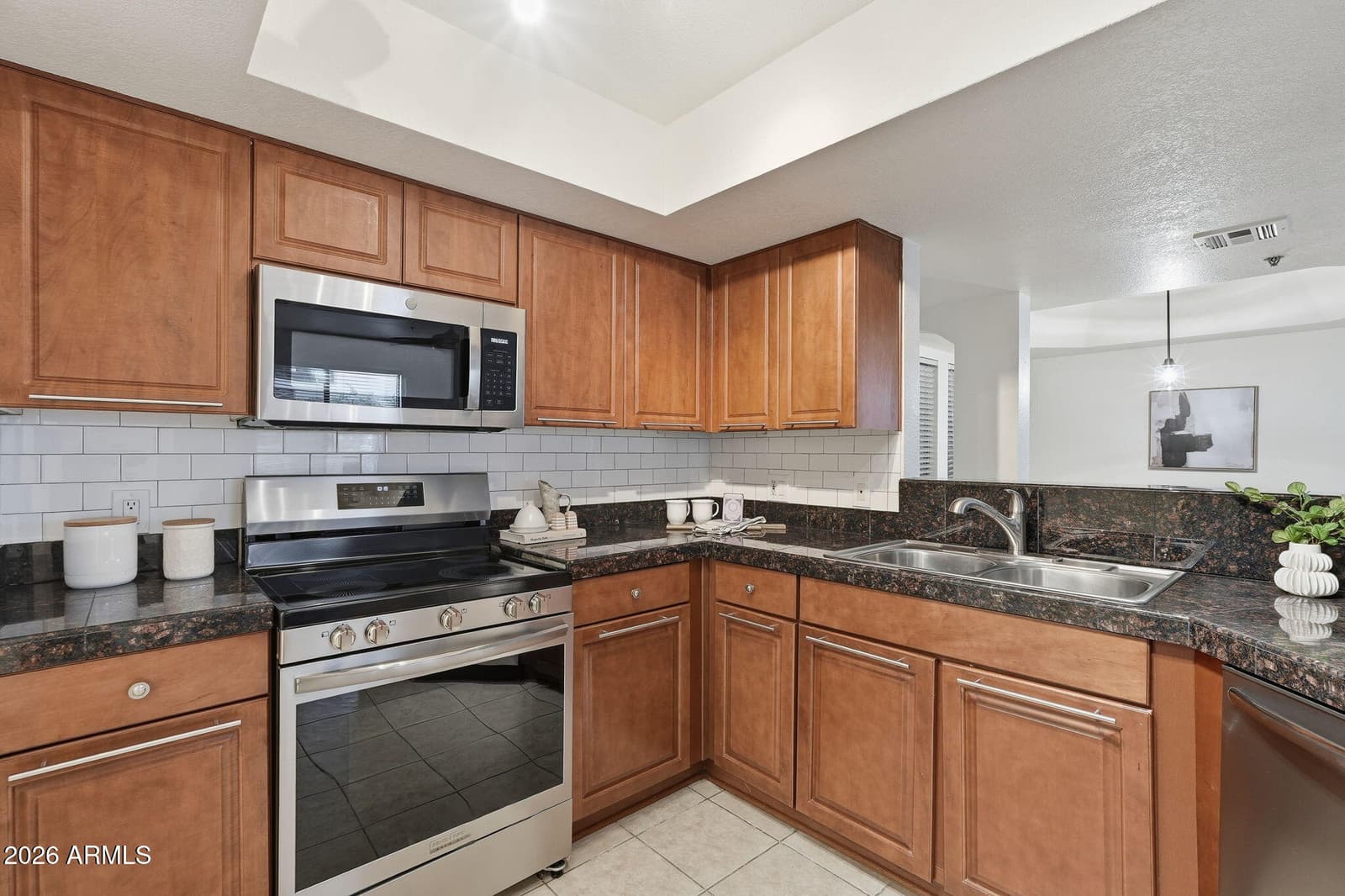 5104 N 32nd Street 109, Phoenix, AZ 85018 — photo 13 of 29