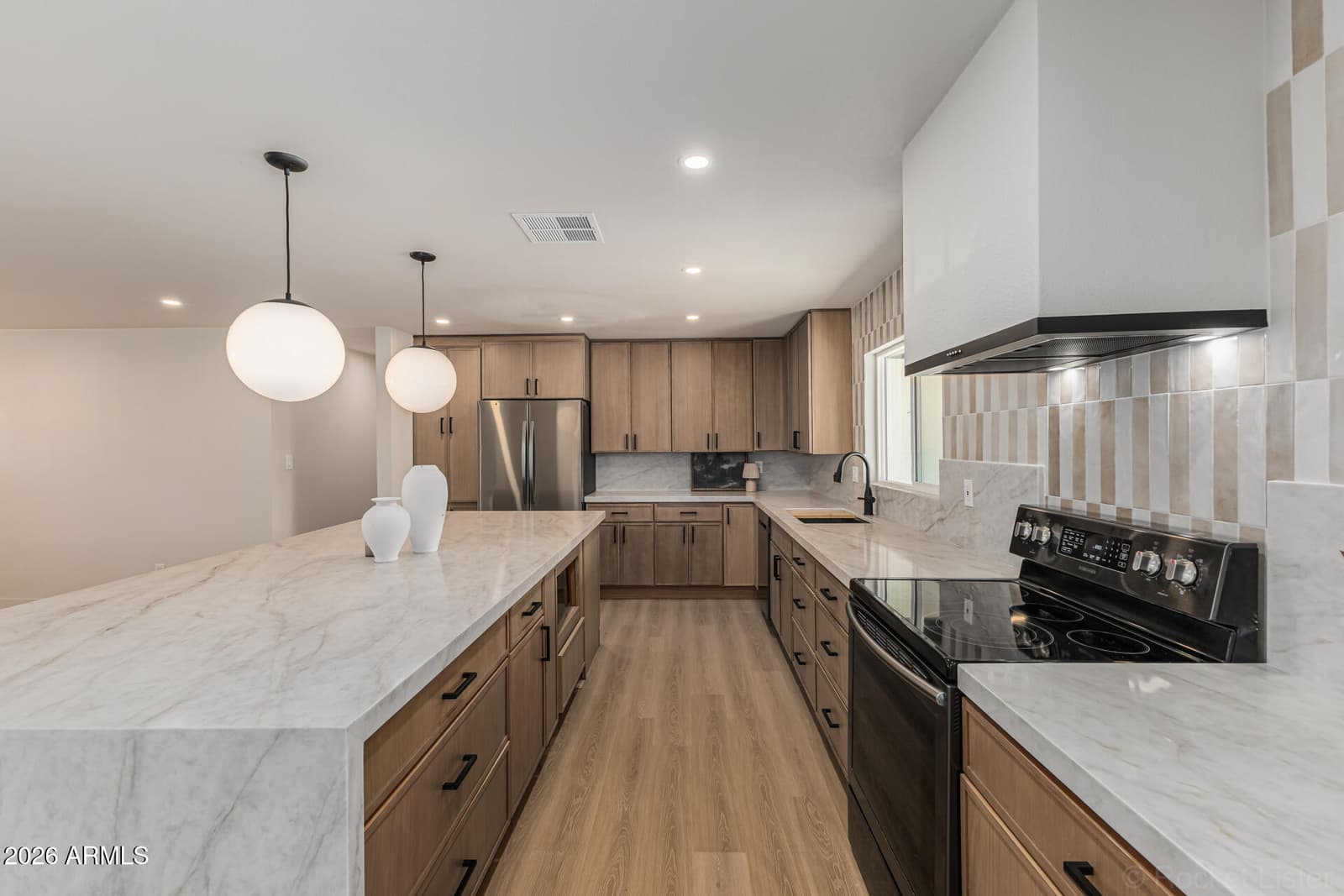 3515 E WINCHCOMB Drive, Phoenix, AZ 85032 — photo 11 of 24