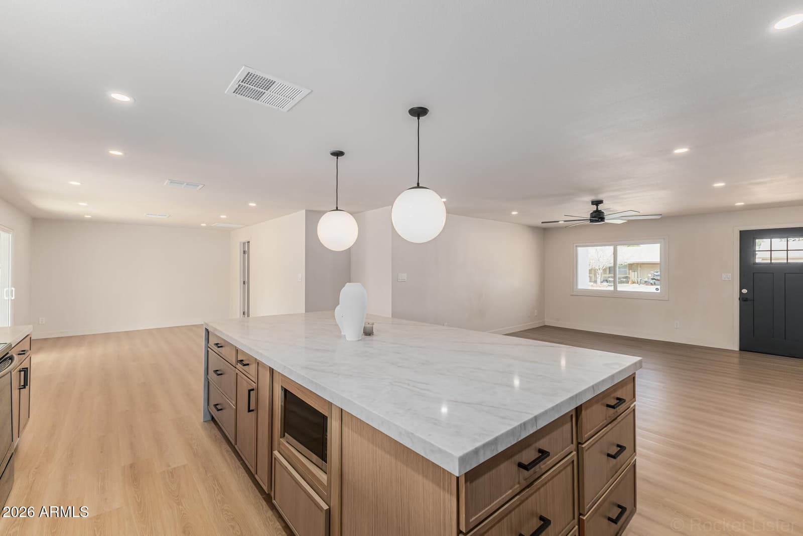 3515 E WINCHCOMB Drive, Phoenix, AZ 85032 — photo 12 of 24