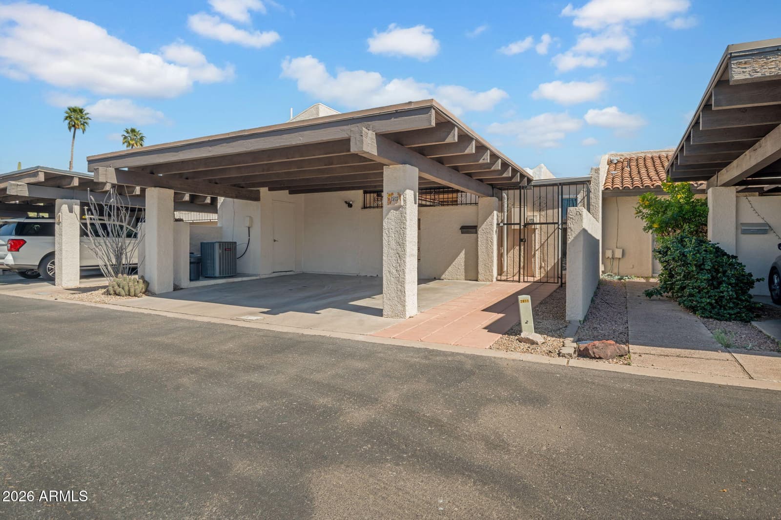 2811 N 61ST Place N, Scottsdale, AZ 85257 — photo 2 of 28