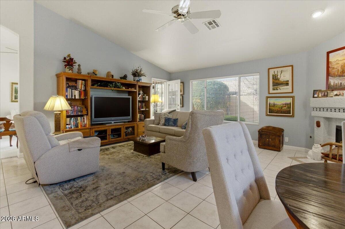 8452 W KIMBERLY Way, Peoria, AZ 85382 — photo 14 of 26