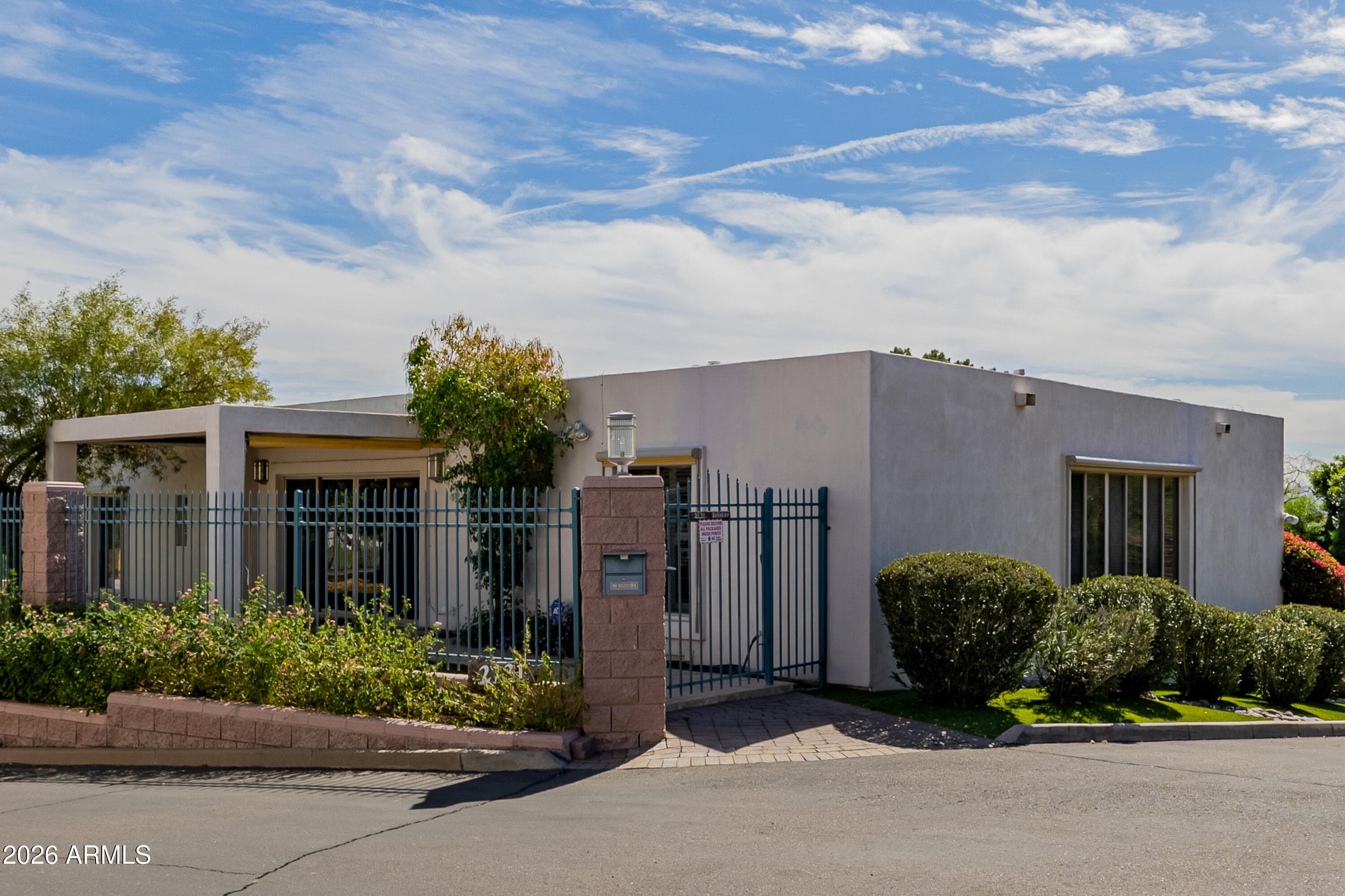 2131 E BETHANY HOME Road, Phoenix, AZ 85016 — photo 9 of 200