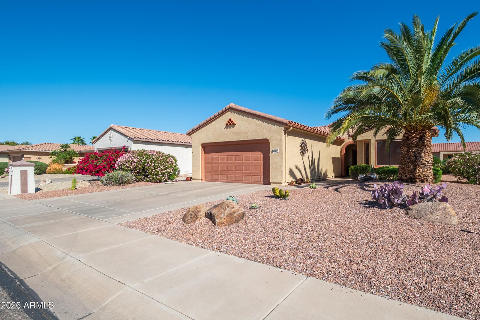 16816 W PALISADE TRAIL Lane, Surprise, AZ 85387 — photo 2 of 33