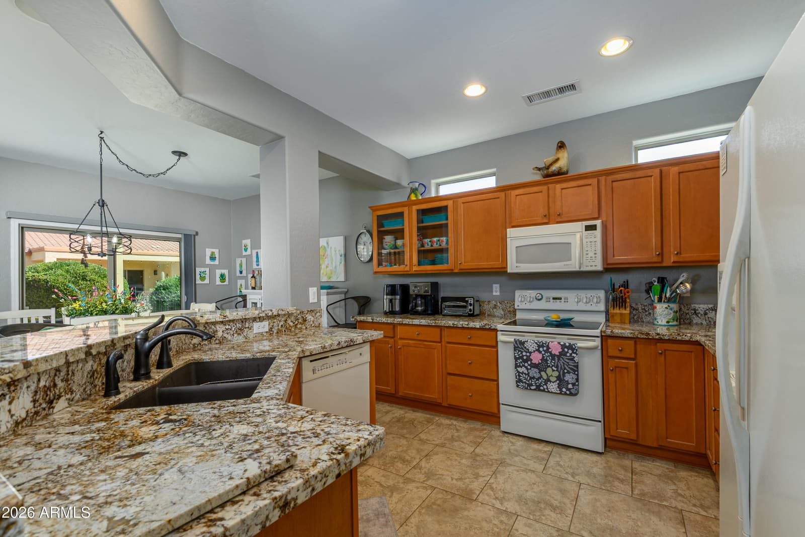 16816 W PALISADE TRAIL Lane, Surprise, AZ 85387 — photo 8 of 33