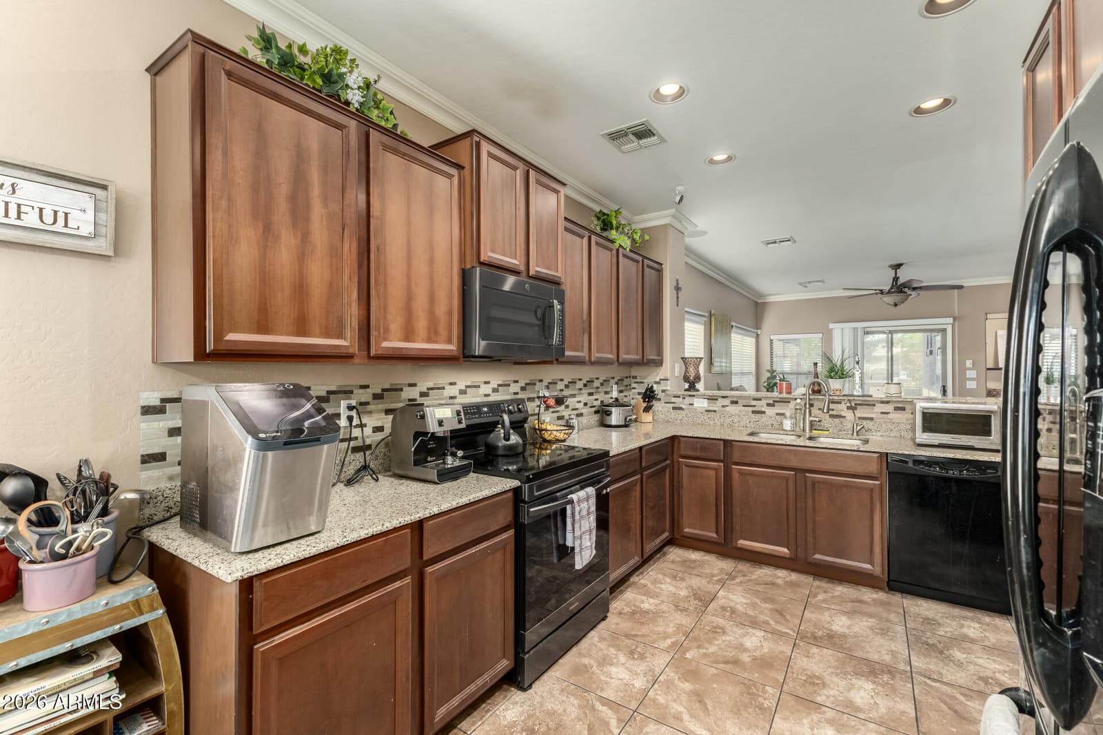 3456 E DENIM Trail, San Tan Valley, AZ 85143 — photo 13 of 31