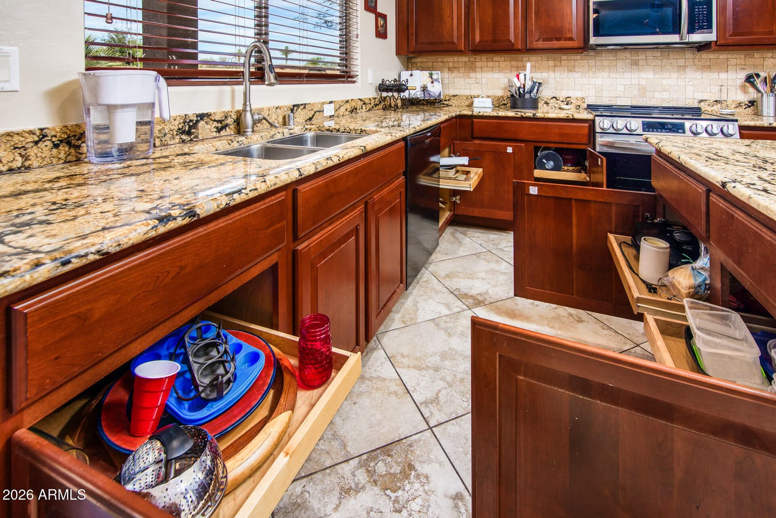 19436 N LOUSANDRA Drive, Maricopa, AZ 85138 — photo 12 of 45