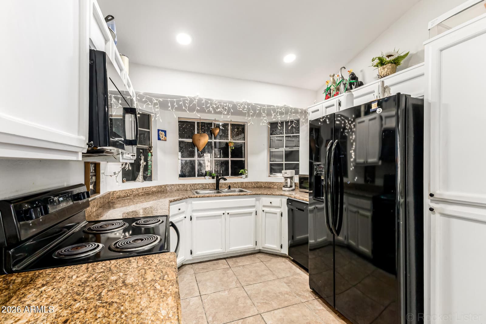6530 W North Lane, Glendale, AZ 85302 — photo 16 of 27