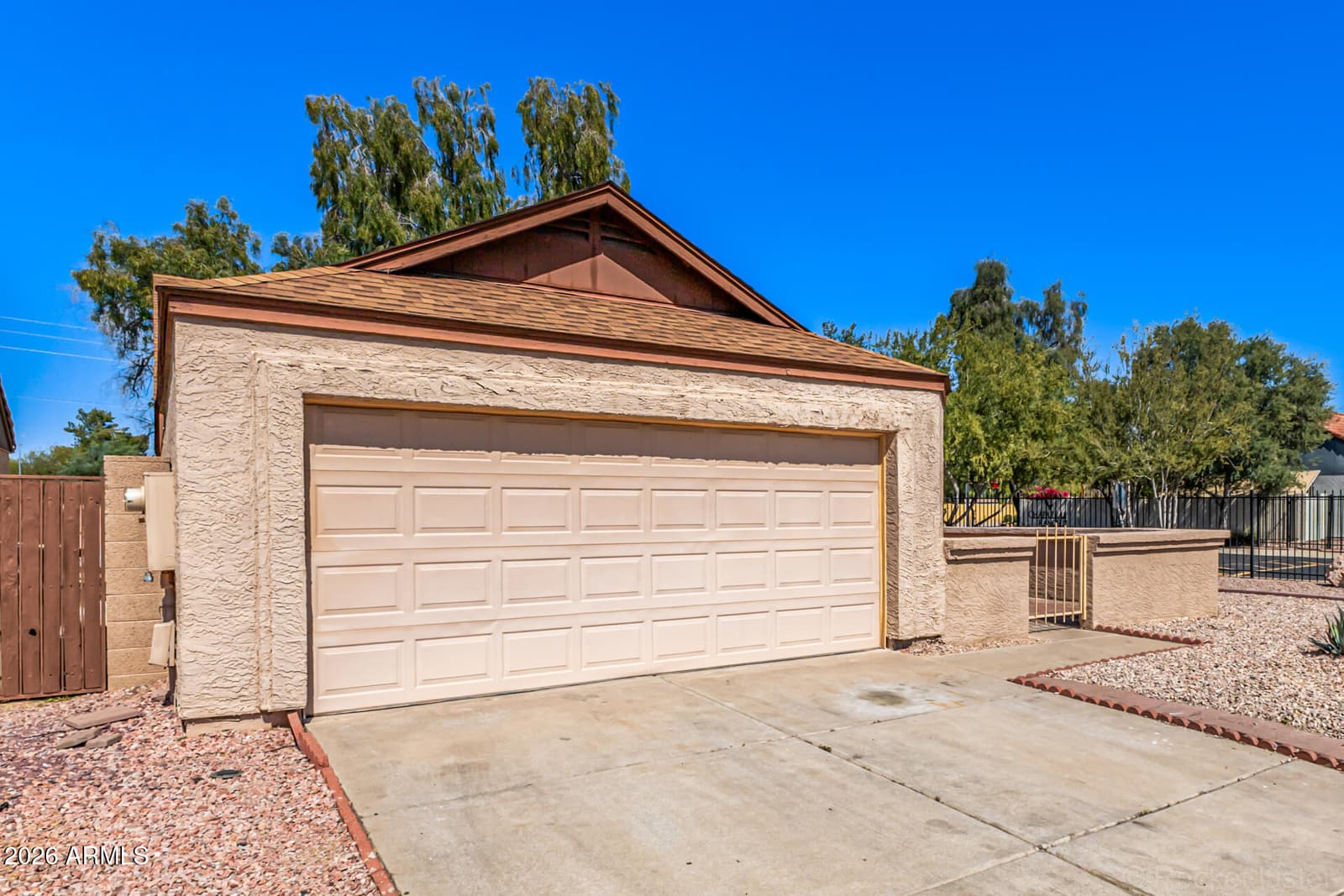 6530 W North Lane, Glendale, AZ 85302 — photo 23 of 27