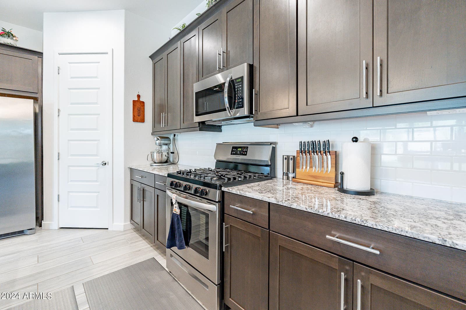 12546 W VIA CABALLO BLANCO, Peoria, AZ 85383 — photo 8 of 65