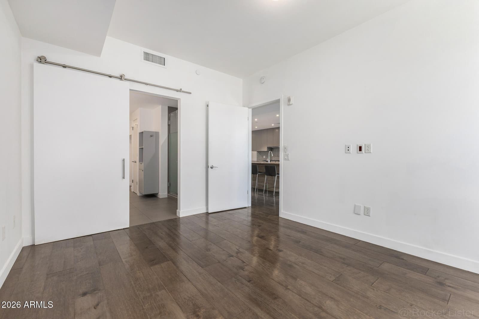 2300 E CAMPBELL Avenue 104, Phoenix, AZ 85016 — photo 7 of 28