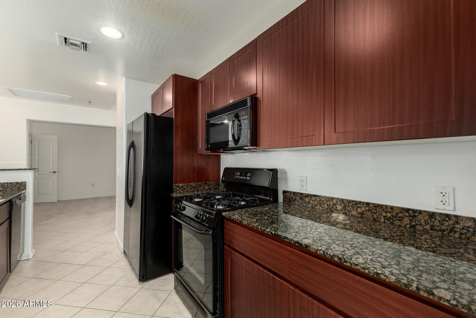 2302 N CENTRAL Avenue 404, Phoenix, AZ 85004 — photo 16 of 43