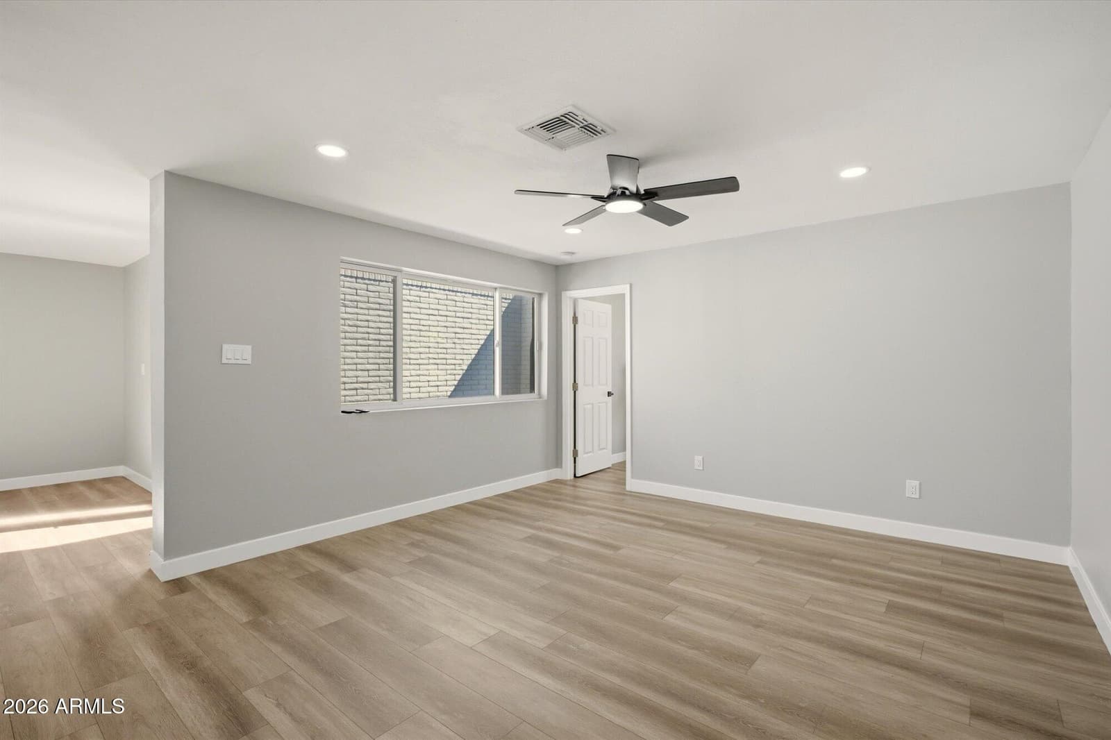 1822 W HIGHLAND Avenue, Phoenix, AZ 85015 — photo 14 of 26