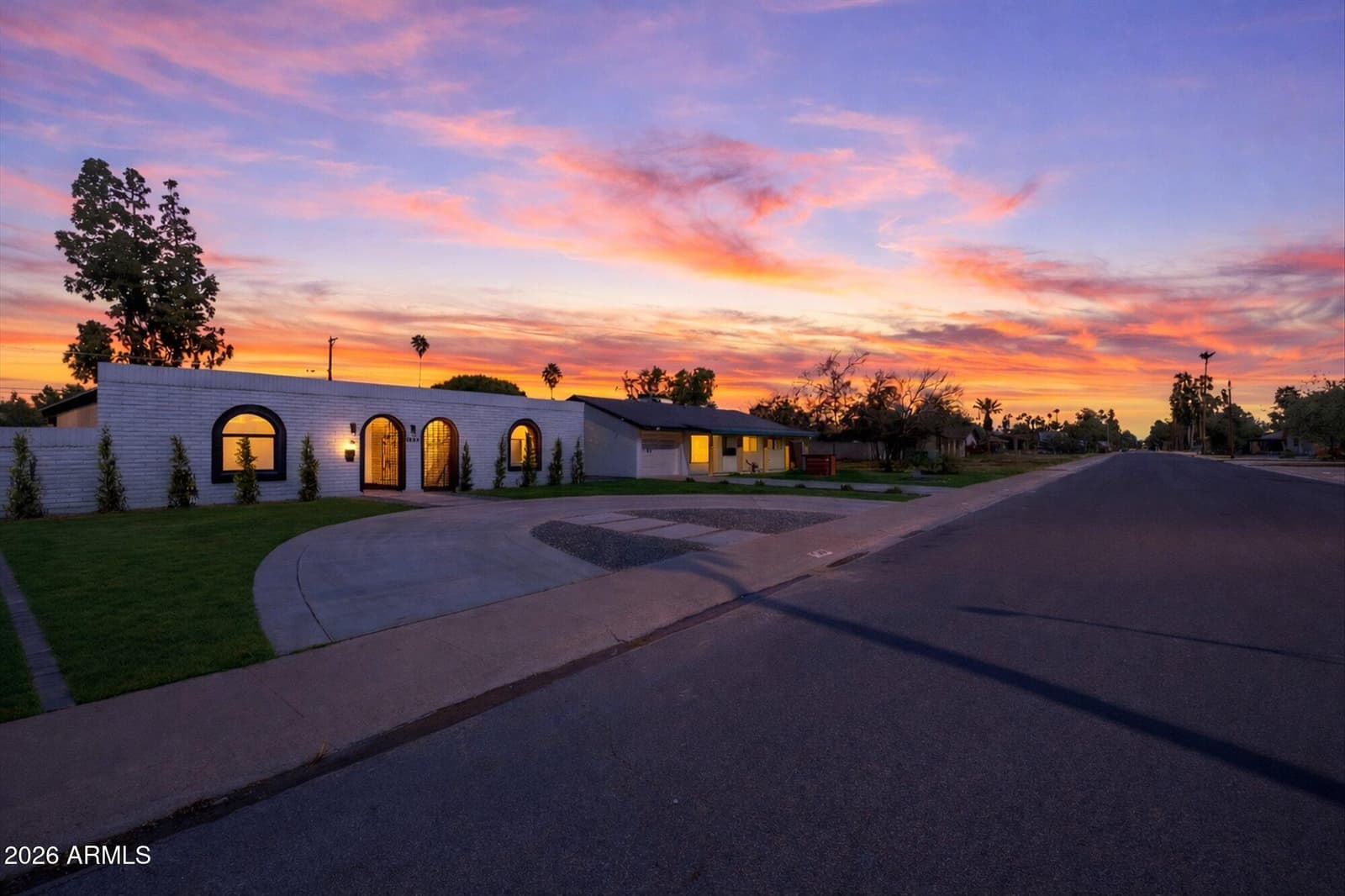 1822 W HIGHLAND Avenue, Phoenix, AZ 85015 — photo 3 of 26
