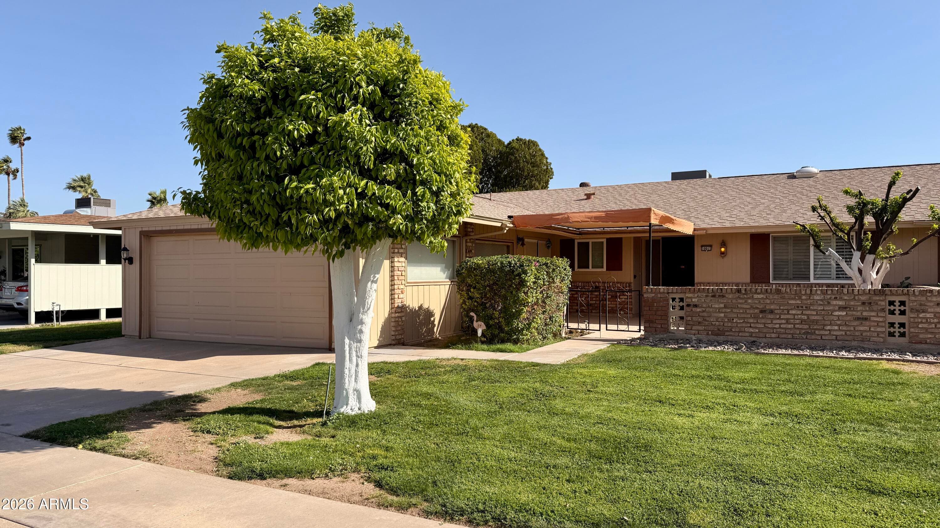 10015 W MOUNTAIN VIEW Road, Sun City, AZ 85351 — photo 9 of 36