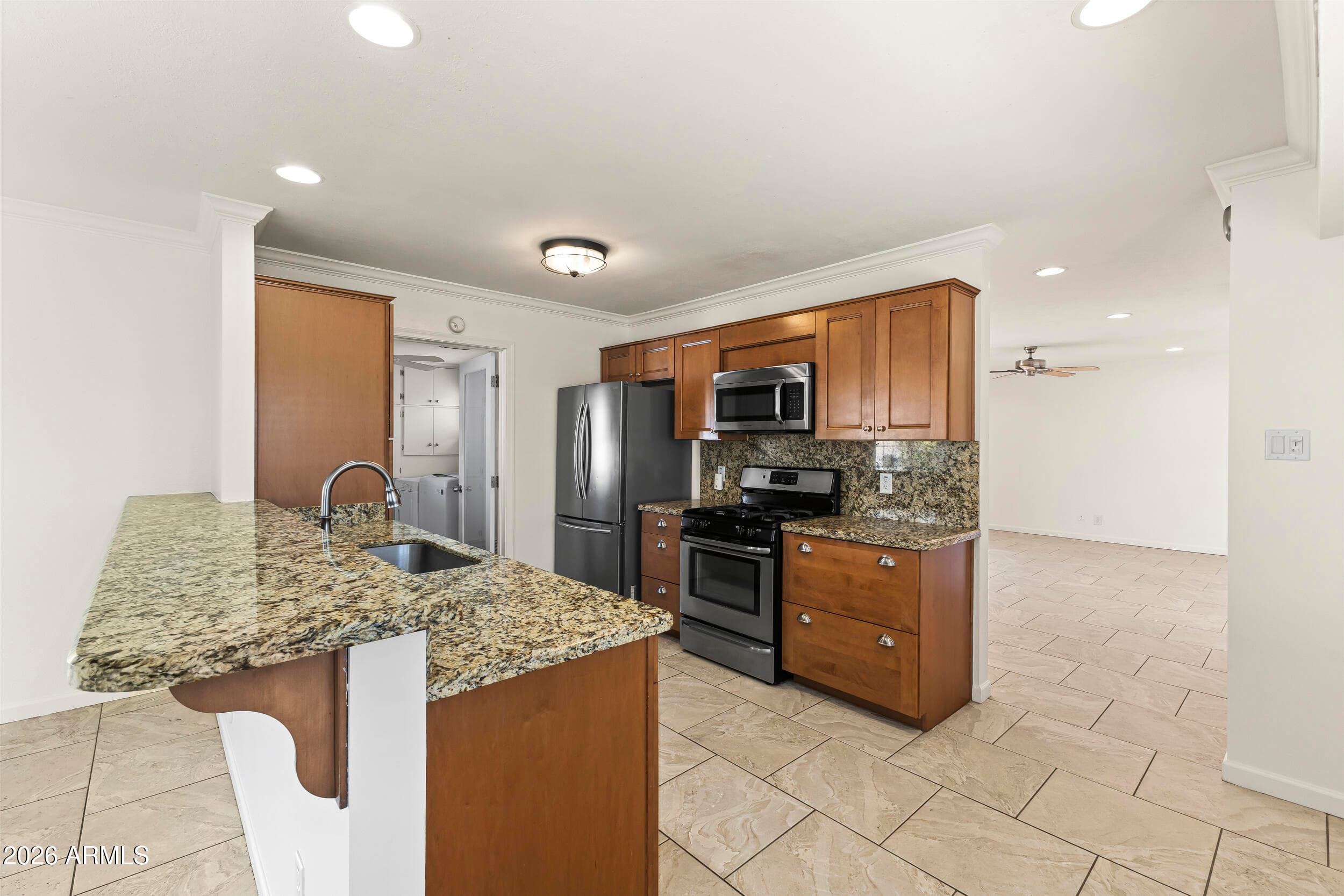 6426 E WILSHIRE Drive, Scottsdale, AZ 85257 — photo 12 of 31
