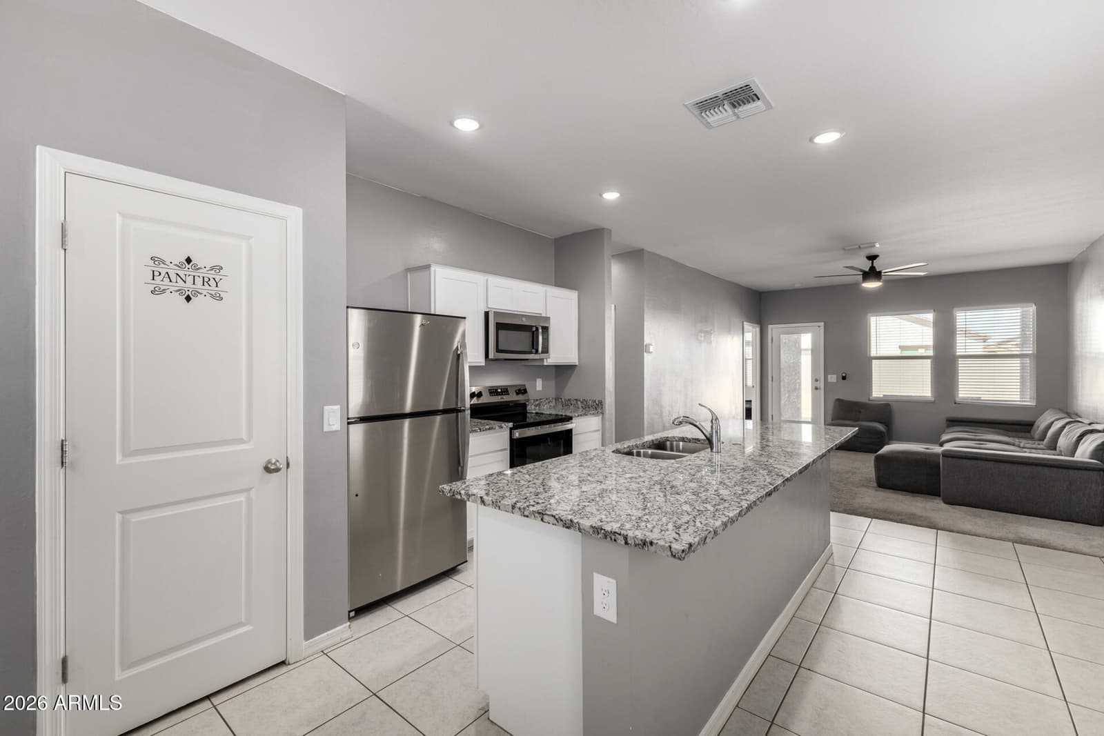 9720 W ODEUM Lane, Tolleson, AZ 85353 — photo 13 of 27