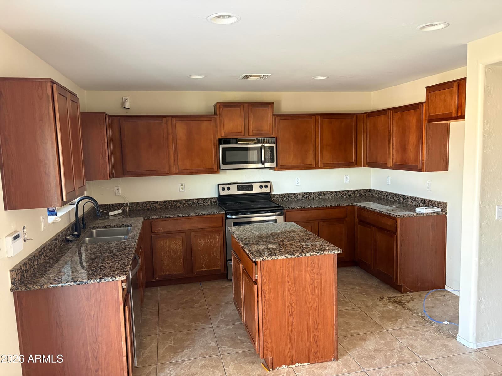 5222 E SILVERBELL Road, San Tan Valley, AZ 85143 — photo 4 of 16