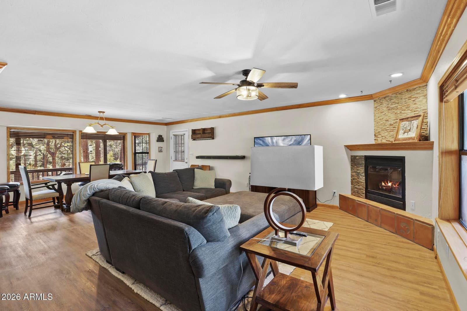 2908 APACHE Drive, Happy Jack, AZ 86024 — photo 12 of 33