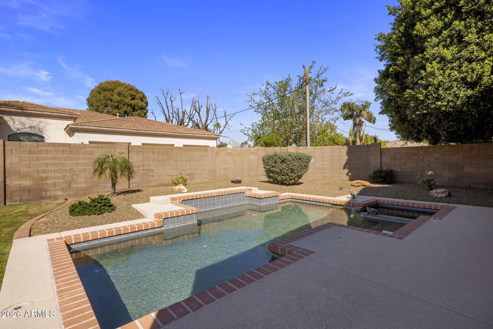 320 E MARYLAND Avenue, Phoenix, AZ 85012 — photo 30 of 41
