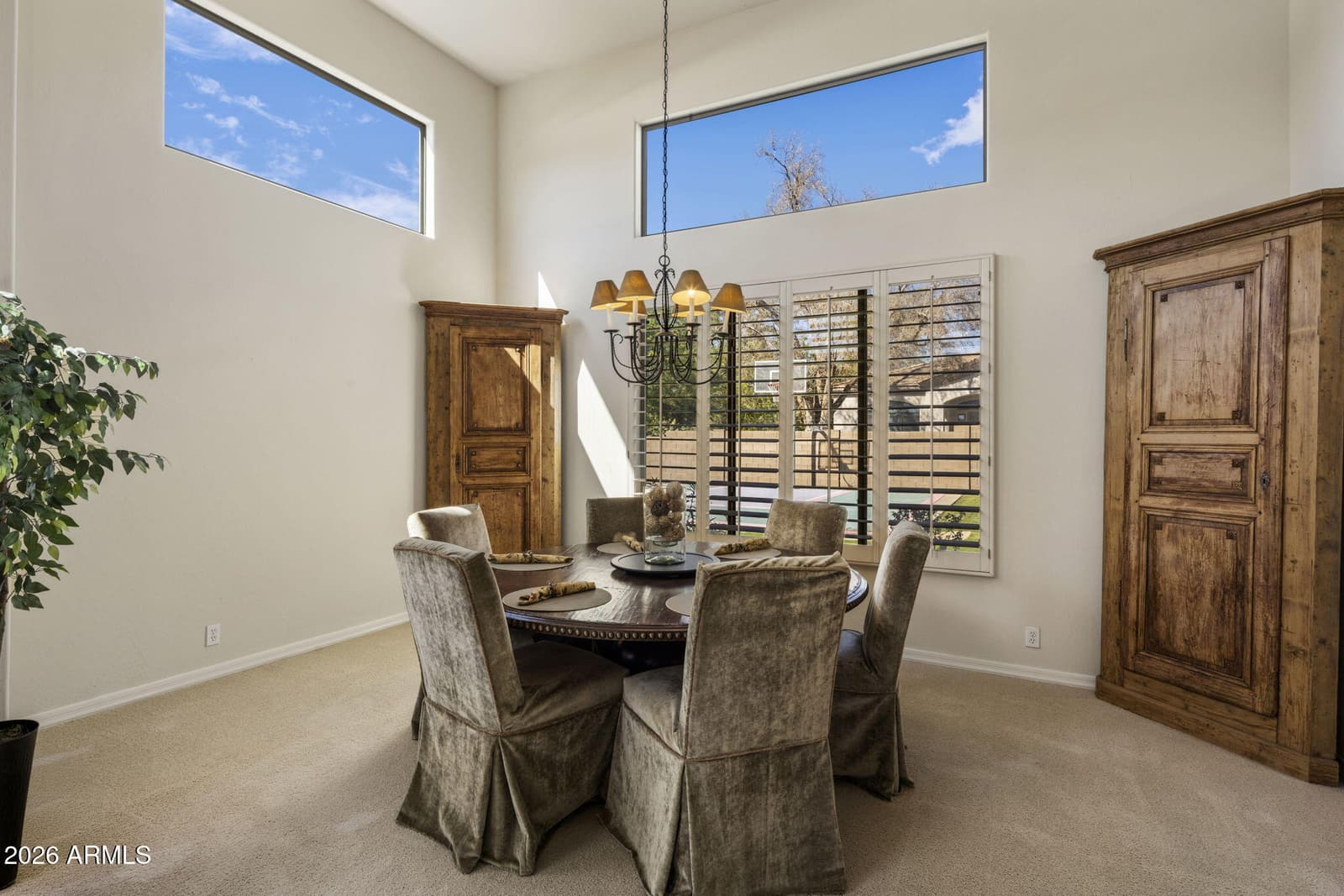 320 E MARYLAND Avenue, Phoenix, AZ 85012 — photo 5 of 41
